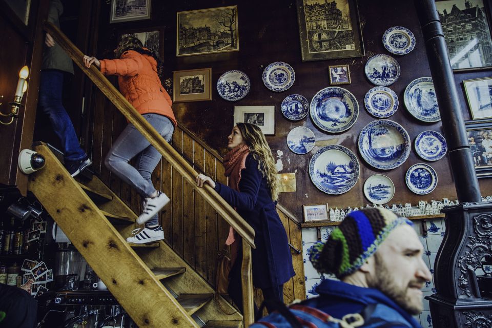 Humans of Amsterdam - Small group cultural walking tour - The 200-year-old brown café and apple pie you’ll actually want to eat