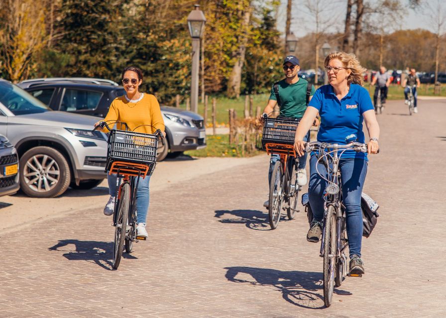 Keukenhof: Flower Fields Small-Group Cultural Bike Tour - Photo stops and the Bollenstreek bulb story your guide explains