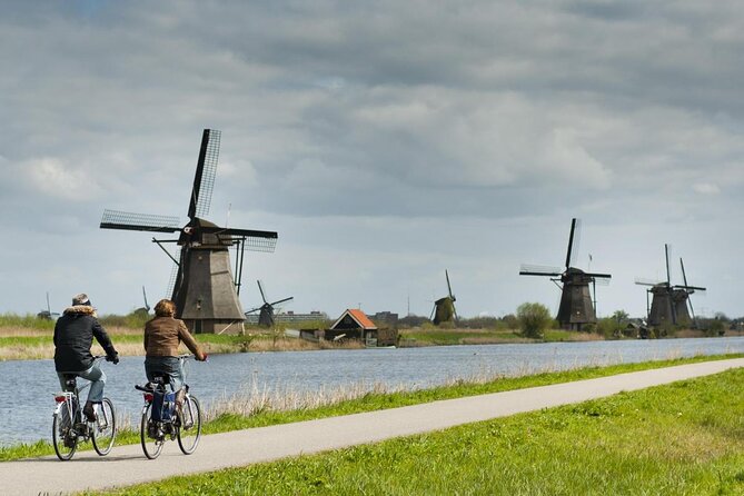 Kinderdijk Windmills, Delft City & Delft Blue Factory Visit - How This Private Day Feels Like Two Different Sides of the Netherlands