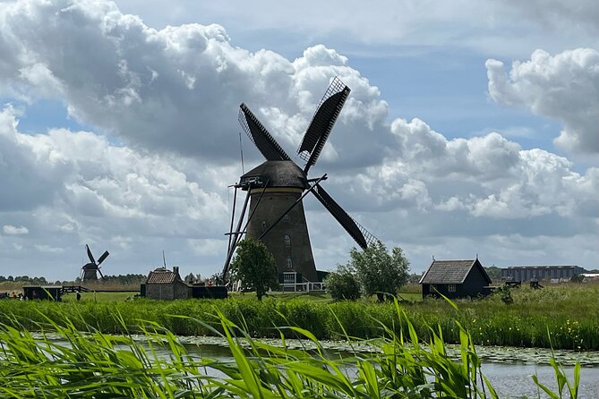Kinderdijk Windmills, Delft City & Delft Blue Factory Visit - Delft on Foot: Canals, Churches, and the Names You’ve Heard
