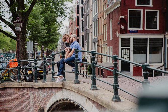 Memories for life - Photo shoots in Amsterdam with a professional photographer - Bloemgracht: why this canal stop works on camera