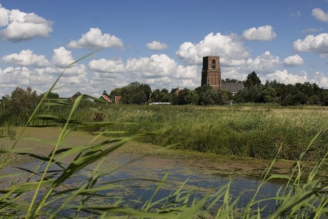 Off the beaten paths Dutch Country Side Private Tour in Jaguar - Simonehoeve cheese farm and clogs: the one optional detour