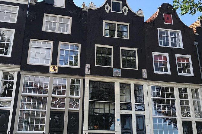 Private Amsterdam Bike Tour with a local guide (also for families) - Private bike touring in Amsterdam, built for families