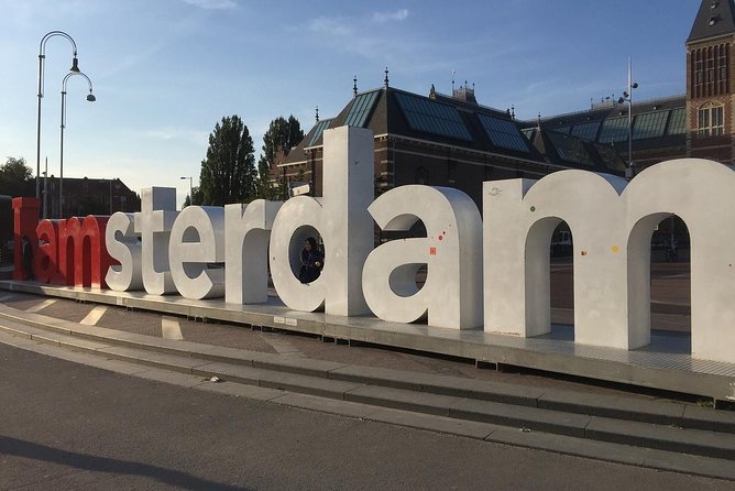 Private Amsterdam Departure Transfer to AMS Schiphol Airport - Timing: why 2.5–3 hours before departure is a smart call