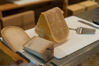 Private Amsterdam Food Tour with Local - Stop 1 in the Jordaan: Stamppot and the Comfort-Food Side of Amsterdam