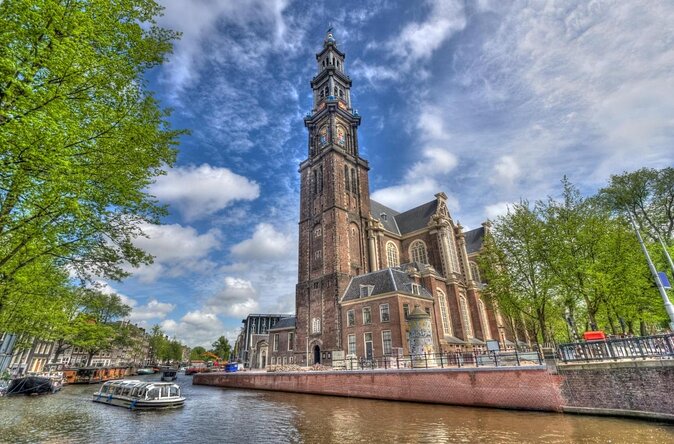 Private boat tour on a electric saloon boat - Electric Saloon Boat on Amsterdam’s UNESCO Canal Ring