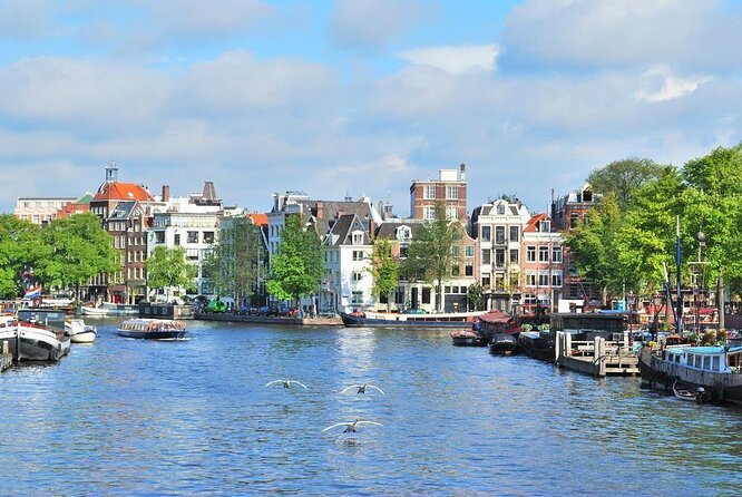 Private Champagne Canal Cruise in Amsterdam - Key things to know before you go