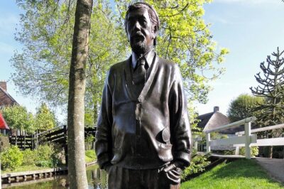 Private Day Trip from Amsterdam to Giethoorn including boat tour - Time pacing: how much you really get in town
