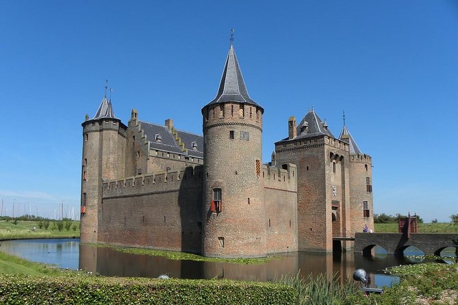 Private day trip to the Dutch castles from Amsterdam - Who This Dutch Castle Day Trip Suits Best