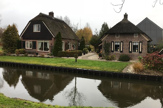 Private Daytrip Giethoorn and Windmills of Zaanse Schans from Amsterdam - Optional Whisper Boat Lesson: Steering an Electric Motor Boat