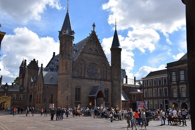 Private Delft and The Hague Tour incl. Madurodam from Amsterdam - Driver/host and comfort: the secret sauce is being flexible