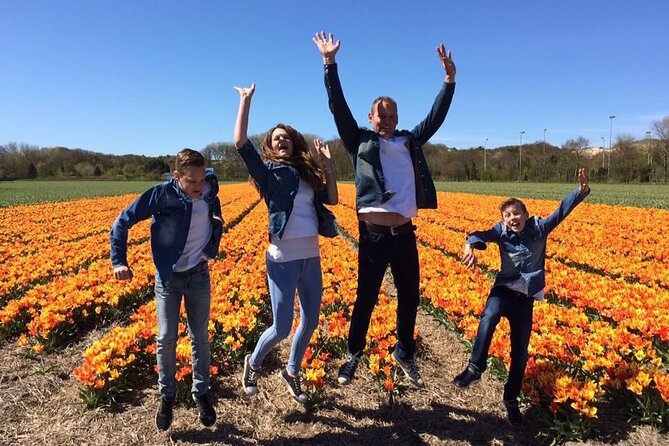 Private Guided Keukenhof Gardens and Zaanse Schans Tour - Getting picked up from Amsterdam: easier than piece-by-piece planning