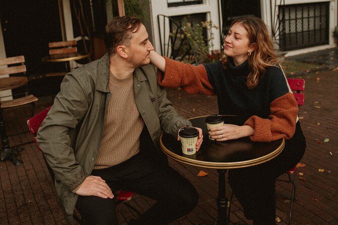 Private Love Story Photowalk Experience - Where you start and how the walk is paced in Amsterdam