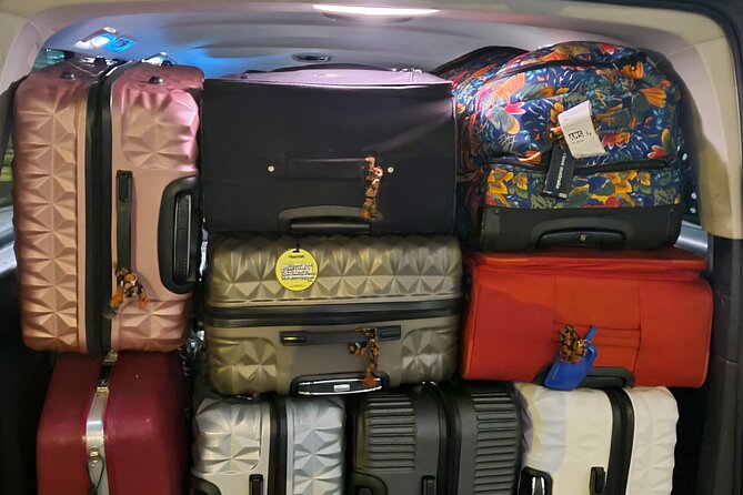 Private Minivan transfer to Rotterdam - The Minivan Ride: Comfort, Wi‑Fi, and Real Luggage Space