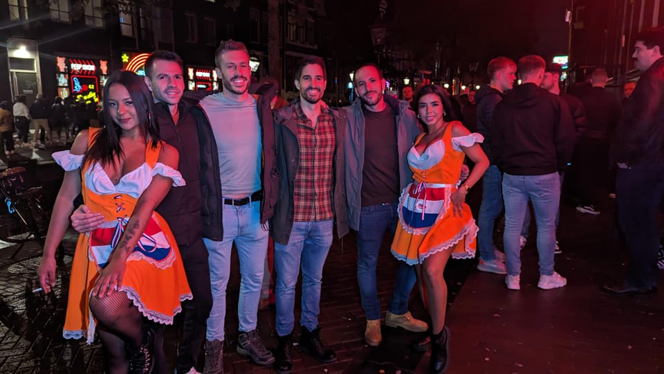 Private Red Light Tour City Center with Beer Maid Guide - Who this tour suits best (and who might want to skip it)