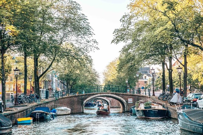 Private Romantic Canal Cruise Amsterdam with Bubbly and Snacks - UNESCO canal-belt views: 16th- and 17th-century Amsterdam from the water