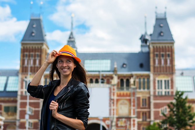 Private Roundtrip Transfer Schiphol Airport to Amsterdam - From Name Sign to Your Hotel: How the Schiphol Pickup Works