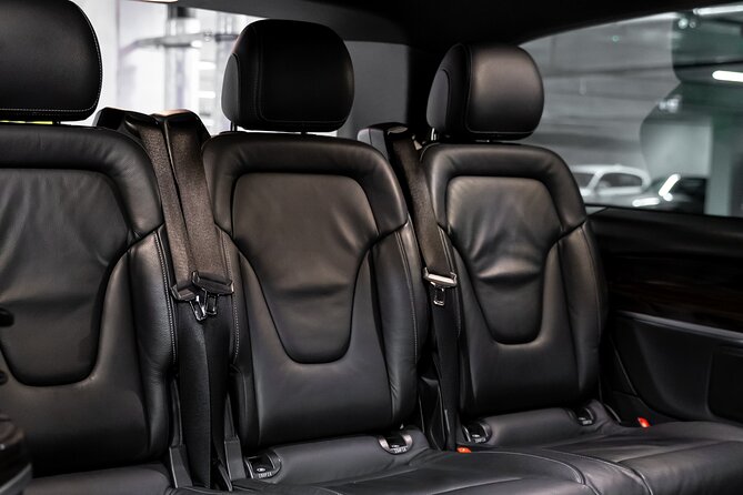 Private Taxi Airport Transfer to or from Schiphol Airport (AMS) - Quick Booking Checklist for a Smooth Schiphol Transfer