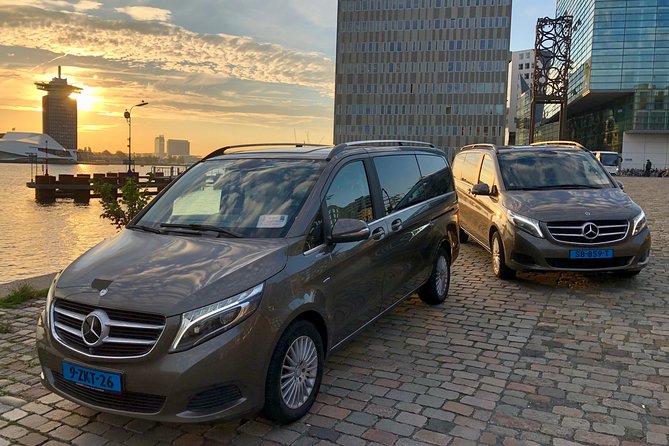 Private transfer between Rotterdam - Amsterdam (incl. Schiphol airport) - Going From Rotterdam to Schiphol: The Flight-Ready Schedule