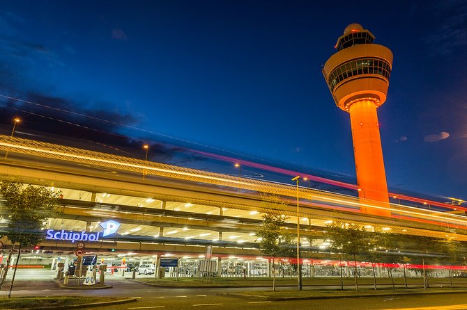 Private Transfer from Amsterdam Airport Schiphol to The Hague - The ride itself: modern cars and skilled drivers