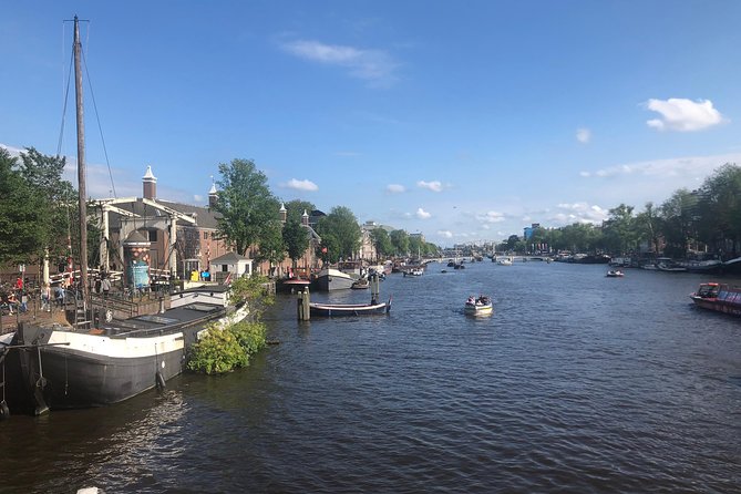 Private walk: Anne Frank in Amsterdam - Pickup, mobile tickets, and avoiding the classic Amsterdam mix-up