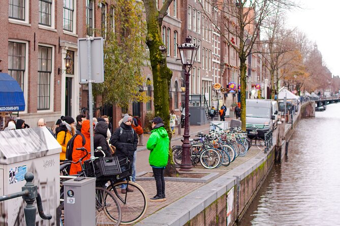 Private walking tour Amsterdam. English or Spanish. - The UNESCO canal belt ring: architecture and urban planning cues