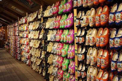 Private Zaanse Schans & Volendam Tour: Windmills, Cheese & Clogs - Cheese Farm Time: 30+ varieties, and yes, you’ll probably taste more than you planned