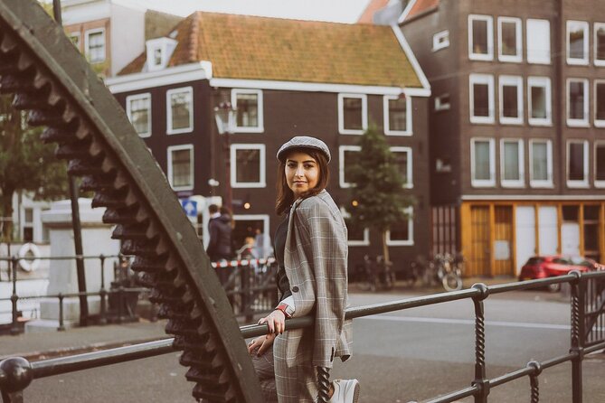 Professional Amsterdam Photo Shoot - The One-Hour Rhythm: Walk, Shoot, Learn