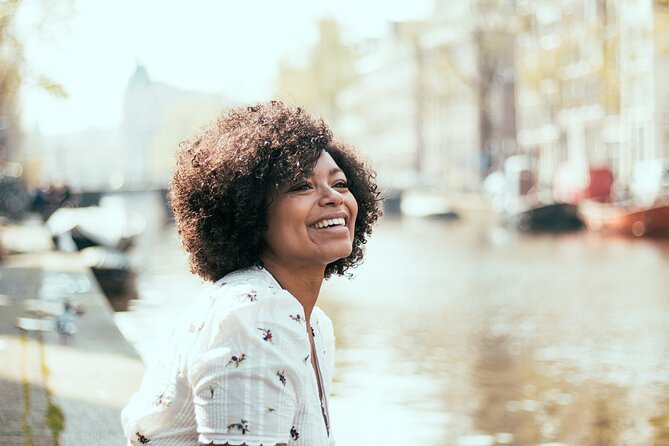 Professional Tinder Photo Session in Amsterdam - Where You Meet on Brouwersgracht and What Happens First