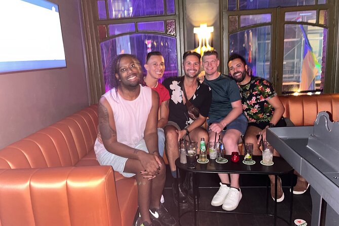 Rainbow Bar Stroll: Sashay through Amsterdam - Stop-by-stop: guided intro, drink tastings, and timed free time