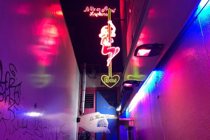 Red Light District tour in Amsterdam - Logistics that matter: meeting point, route flow, and group size