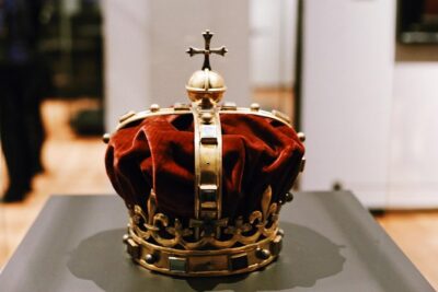 Rijksmuseum & Amsterdam City Center - Exclusive Guided Tour - Golden-Age Houses and the Dutch East India Company: Architecture as a Storybook