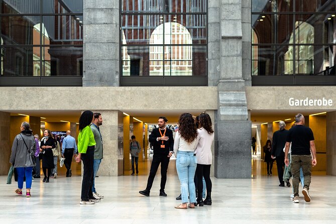 Rijksmuseum Amsterdam Small-Group Tour with Private Upgrade - Private upgrade in English: when personalization matters