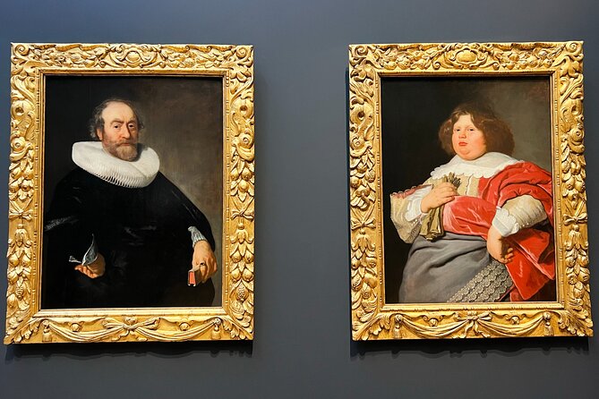 Rijksmuseum Guided Tour, private local Dutch guide - Rembrandt front and center: more than one famous masterpiece