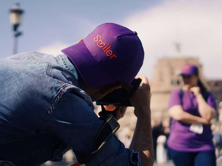 Romantic Photoshoot Experience for Couples in Amsterdam - Why the 9 Straatjes is such a strong backdrop