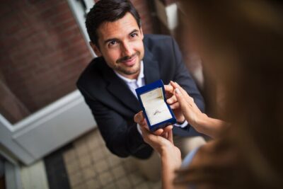 Royal Engagement Experience at Royal Coster Diamonds in Amsterdam - The 2-hour flow: from diamond basics to same-day setting
