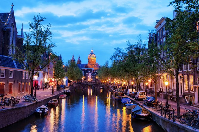 Self-Guided Audio Tour of The Red Light District - MX3D bridge: a functional walkover moment