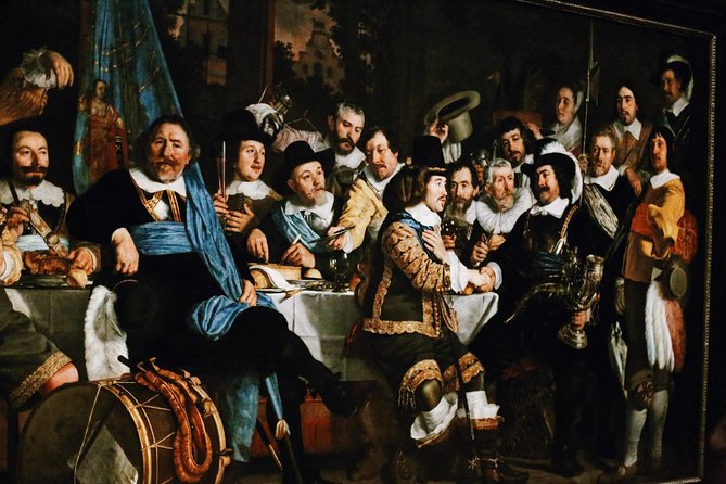 Skip-the-line Rijksmuseum & Rembrandt House & City - Exclusive Tour Guided Tour - Rembrandtplein and the bronze Night Watch cast