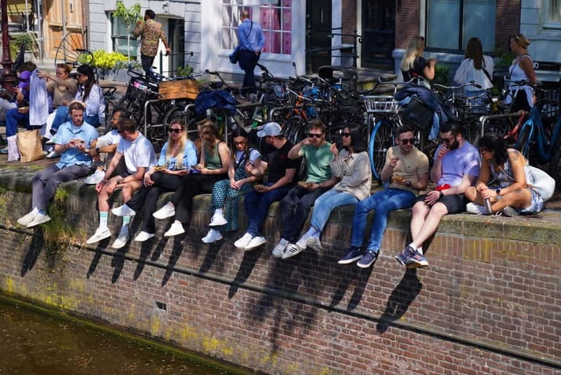 Skipping Lines & Sipping Beers: A History Tour of Amsterdam - Who This Tour Fits Best (and Who Might Pass)