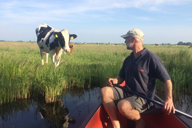Small-Group Guided Sunset Canoe Tour in Waterland with Dinner - Meeting Majel in a tiny village home before you touch the water