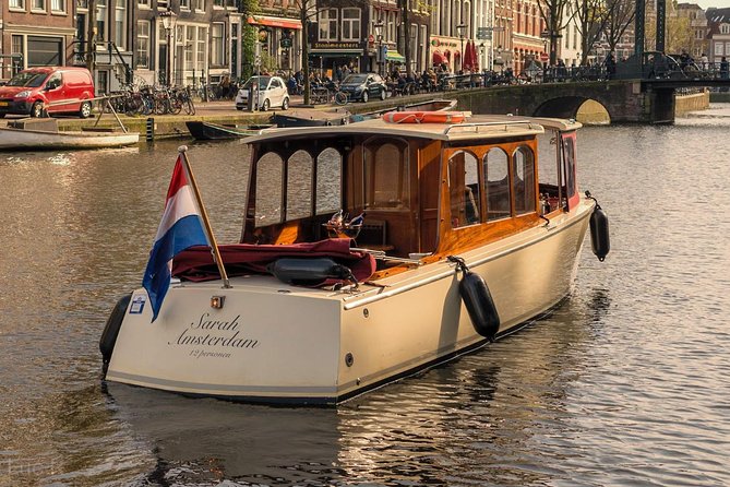 Small-Group Luxury Canal Cruise with Local Skipper - Private electric boat + local skipper: what it really feels like
