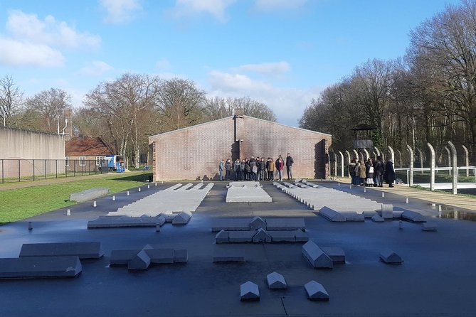 Small Group Tour to Nazi WWII concentration camp from Amsterdam - Audio guide + a human guide: why the combination matters