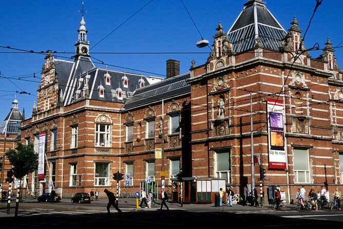 Stedelijk Museum Amsterdam: Modern and Contemporary Art - Inside the museum: the permanent collection’s theme-based way of seeing