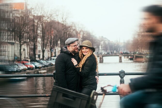 Vacation Photoshoot & Tour in Amsterdam - Meeting points and how the 1-hour flow works