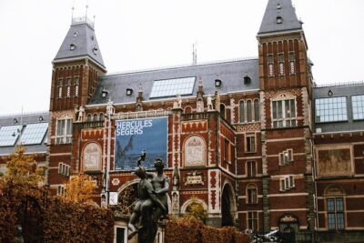 Van Gogh & Rijksmuseum w/ Reserved Entry Exclusive Guided Tour - Van Gogh Museum: The Potato Eaters, The Bedroom, and the story behind the sunflowers