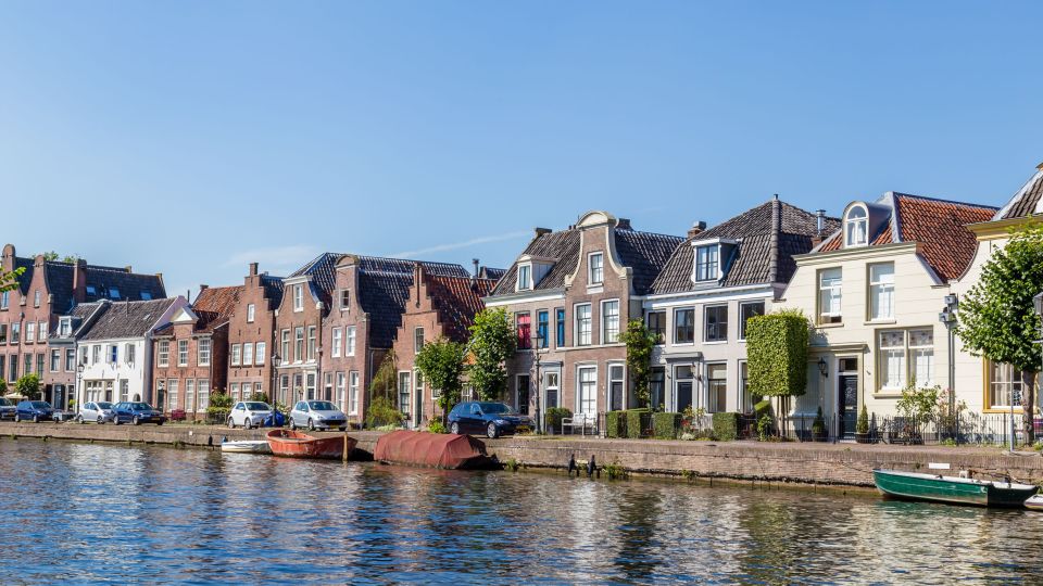 Vecht River: Full-day Cruise with Lunch - The River-Terrace Lunch: 3 Courses, Beverages, and One Important Reality Check
