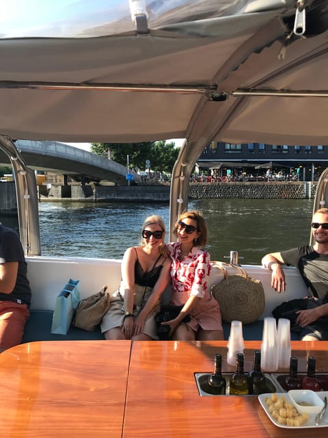 Visit Amsterdam by Boat with a French Guide (french) - Oude Kerk: where old Amsterdam energy lives