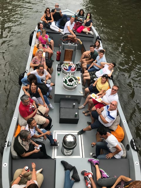 Visit Amsterdam by Boat with a French Guide (french) - Along the Amstel: the canal as a living route