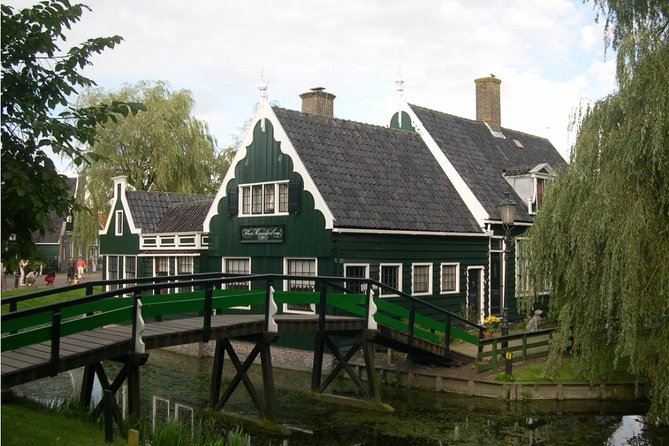 Visit Amsterdam Countryside with windmills by bike - Papiermolen De Schoolmeester: why Dutch paper mattered