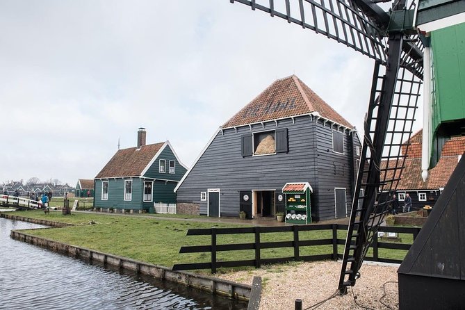 Visit Amsterdam Countryside with windmills by bike - Who this tour is best for (and who should think twice)